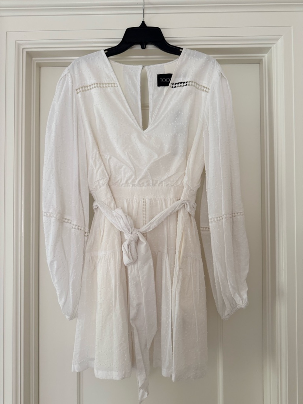 TOCCIN White Long-Sleeve Tie-Waist Mini Dress